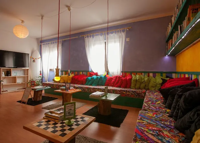 Hostel Ericeira Surf Camp